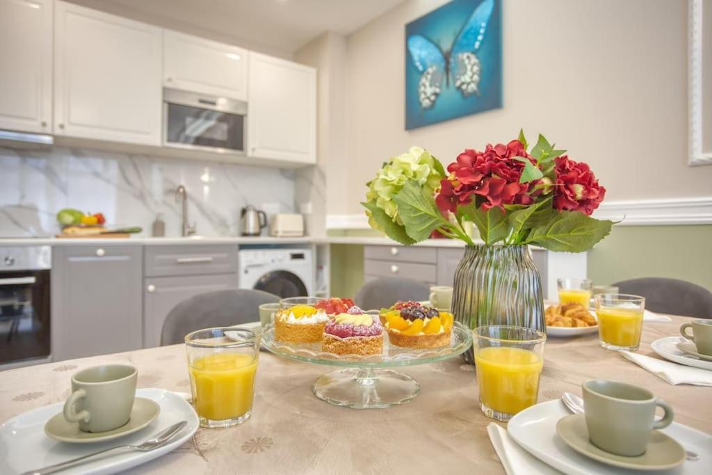 Charming Apart New 2 Bedrooms With Aircon París Exterior foto